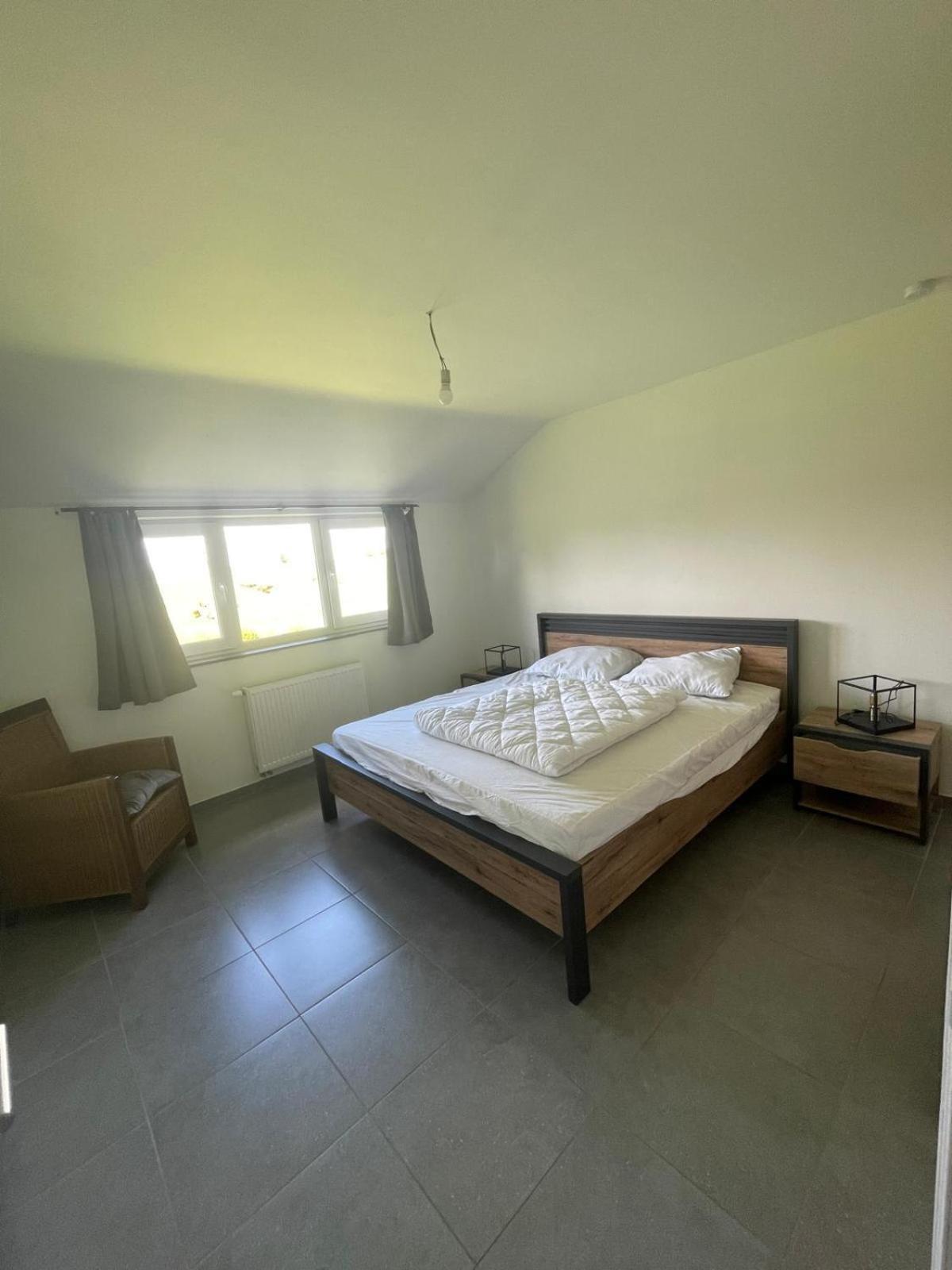 Le Gite Du Vieux Chene Bertogne Extérieur photo