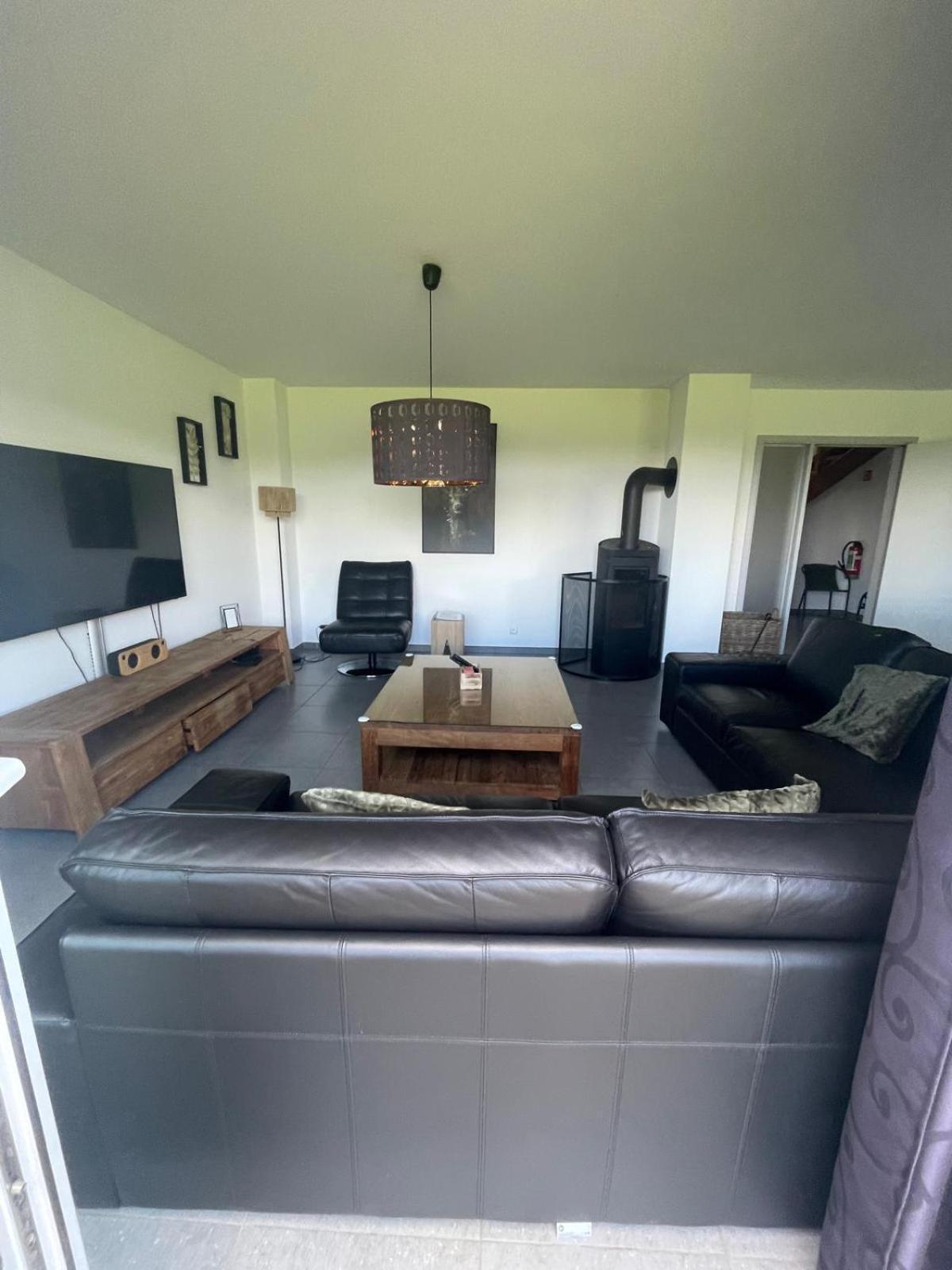 Le Gite Du Vieux Chene Bertogne Extérieur photo